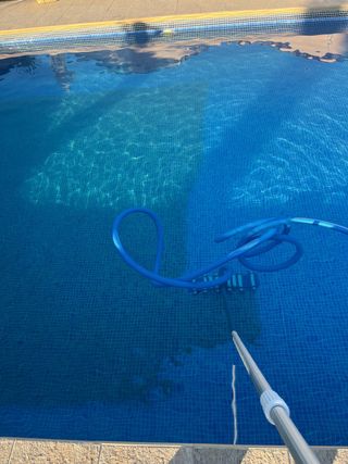 Tecnico y Mantenimiento de piscinas