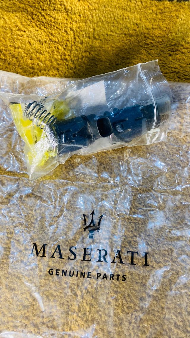 SENSORI DI PARCHEGGIO MASERATI