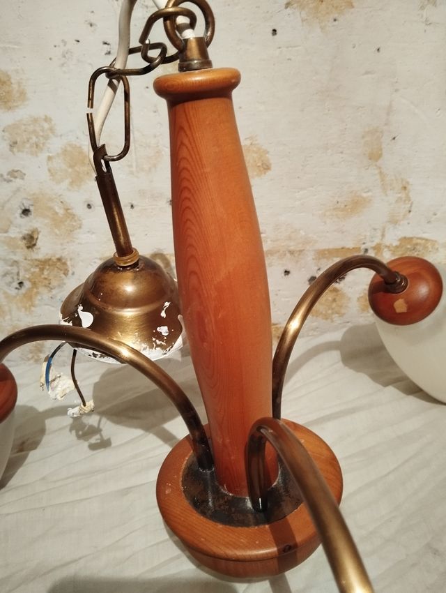 Lámpara de techo madera metal