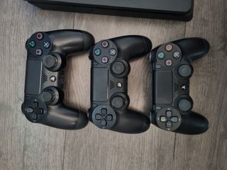 PlayStation 4 slim
