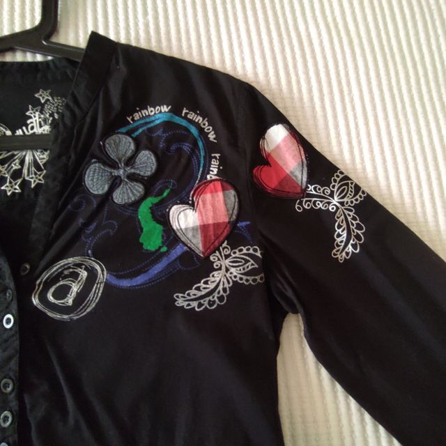 Camisa desigual negro