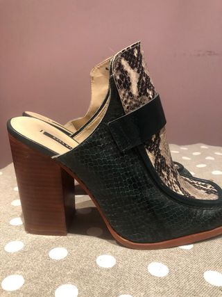Zuecos Zara