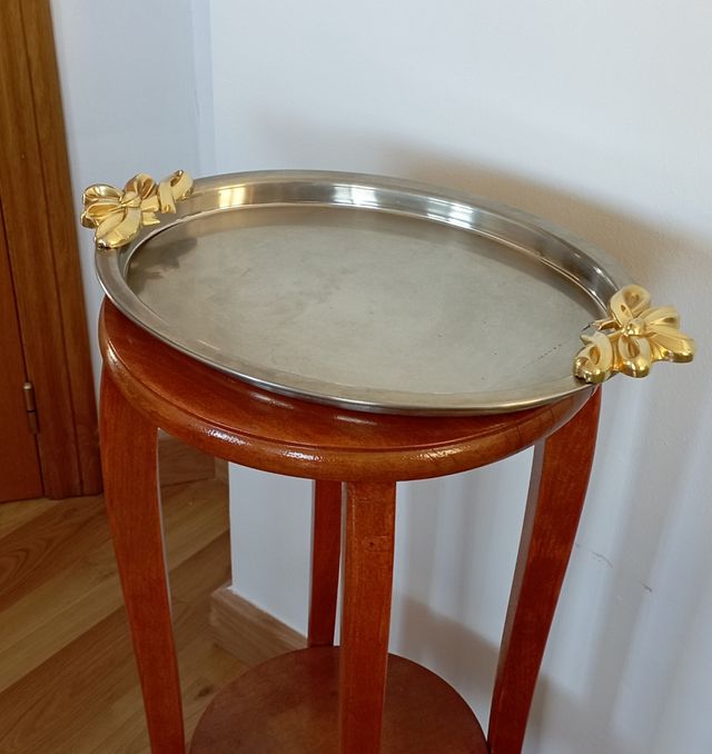 Bandeja vintage plateada con asas