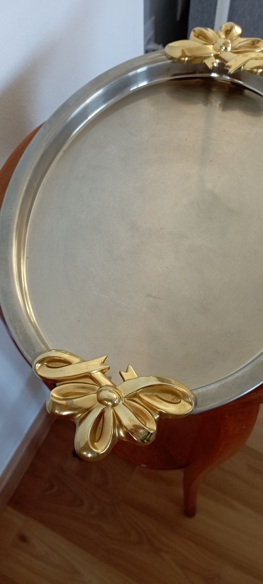 Bandeja vintage plateada con asas