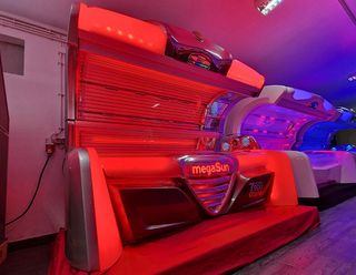 SOLARIUM/RAYOS UVA/ MEGASUN 7900