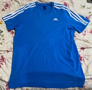 camisa deportiva “Adidas” buena talla L