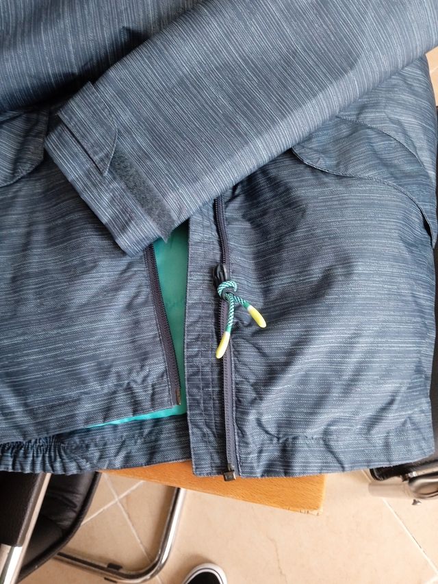 Chaqueta Quechua impermeable