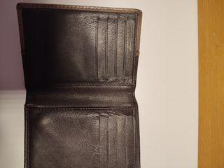 Cartera de piel marrón unisex