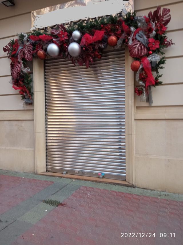 Decoración navideña de fachada. URGE.