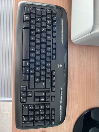 Conjunto ordenador de sobremesa