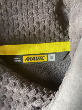 Cortavientos de bici marca MAVIC