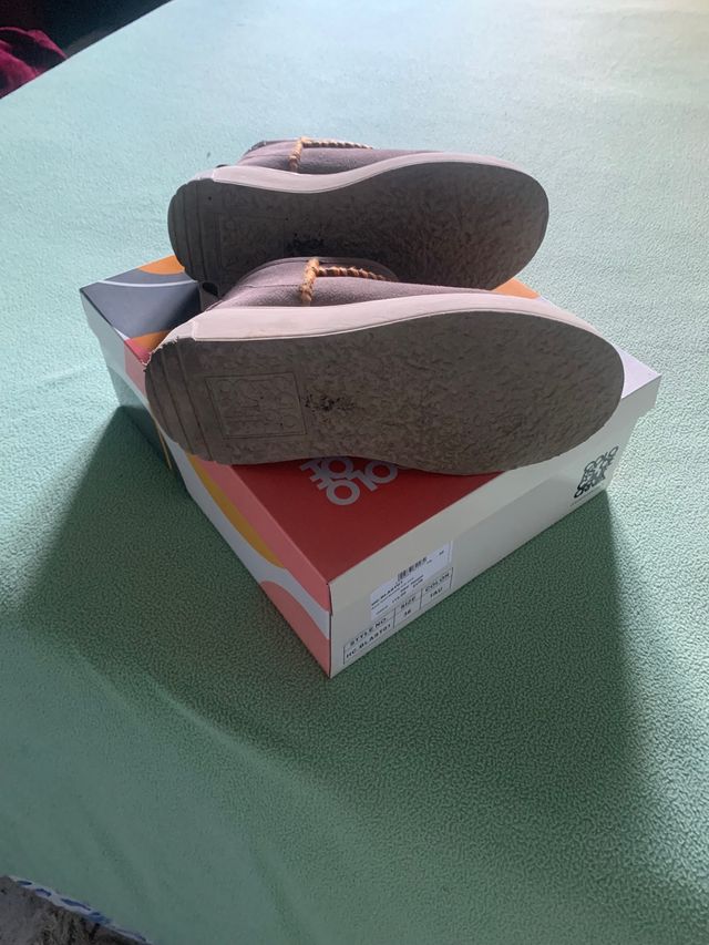 scarpe con finta pelliccia interna taupe