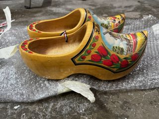 zuecos holandeses 41-42