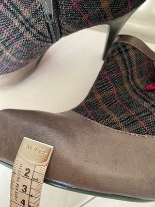 Stivaletti donna n 36 Poetic Licence