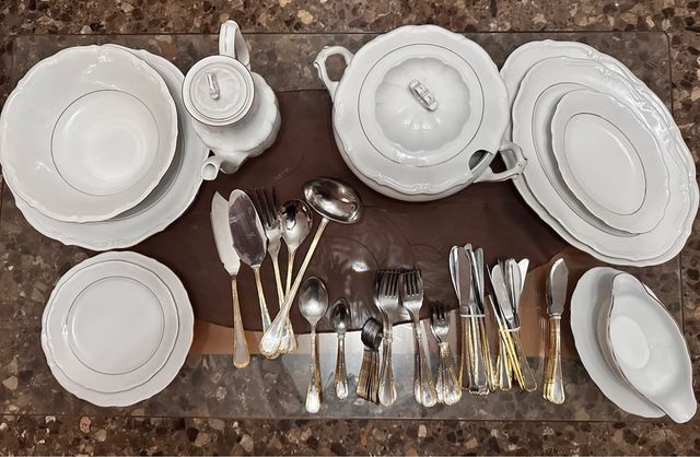 Vajilla de porcelana. Cubertería y REGALO!