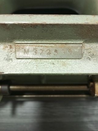 Maquina de coser Singer