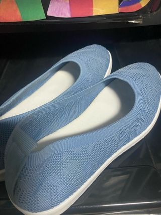 Zapatilla mujer T 40