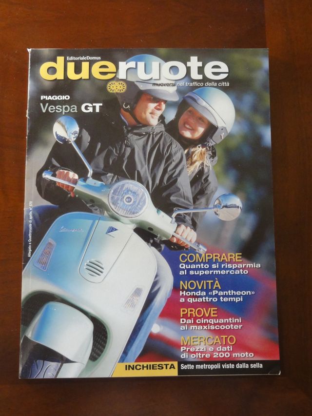 QUATTRORUOTE 570 2003 + DUERUOTE VESPA