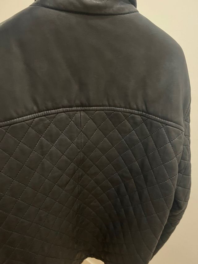 CHAQUETA DE PIEL MOTERA ACOLCHADA