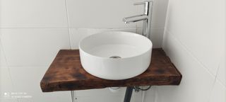 fontanería , montaje aire acondicionado.