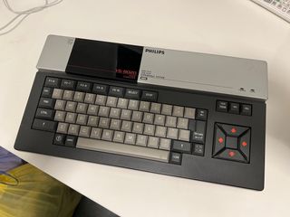 Ordenador vintage PHILIPS MSX