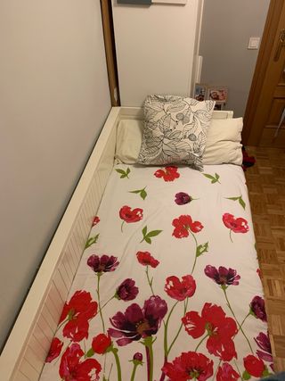 cama divan hemnes