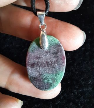 Colgante de Rubí con Zoisita y Plata