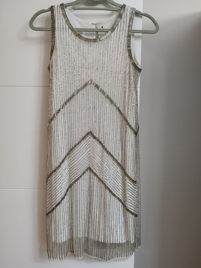 Vestido de pedrería