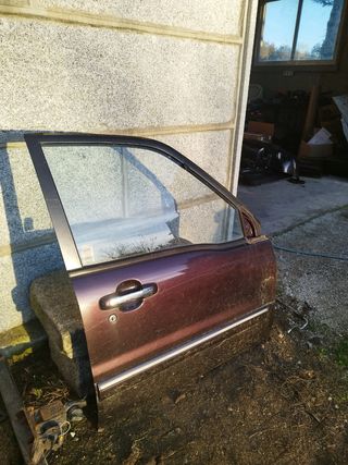 Puerta acompañante suzuki grand vitara 5p