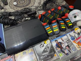 PS3 + Juegos + Accesorios