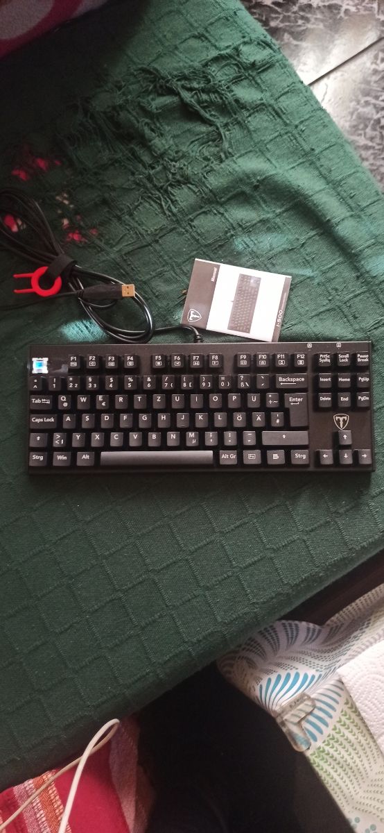 Teclado Tomoko MMC023(Aleman) 