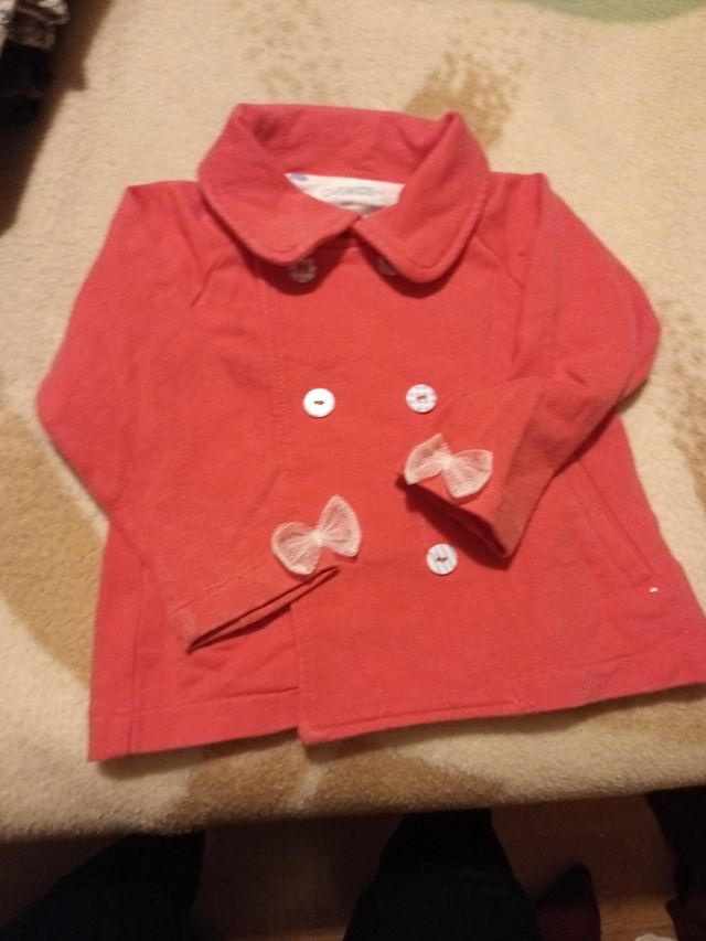 CAZADORA DE BEBE TALLA 6/9 mesws