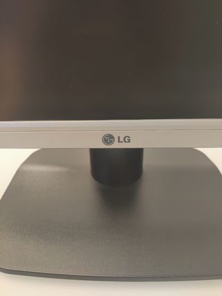 Pantalla ordenador LG en perfecto estado