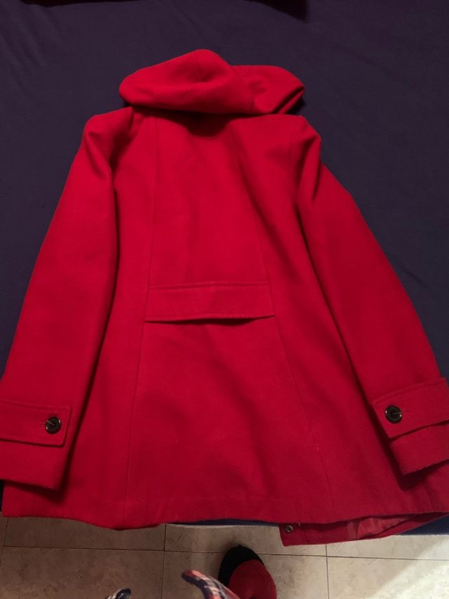 abrigo mujer con capucha