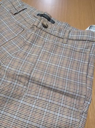 Pantalón Zara