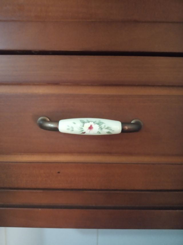 Tiradores ,4 tiradores de porcelana ,dos y dos