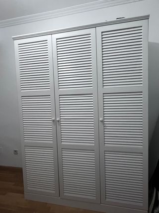 Armario ropero de pino