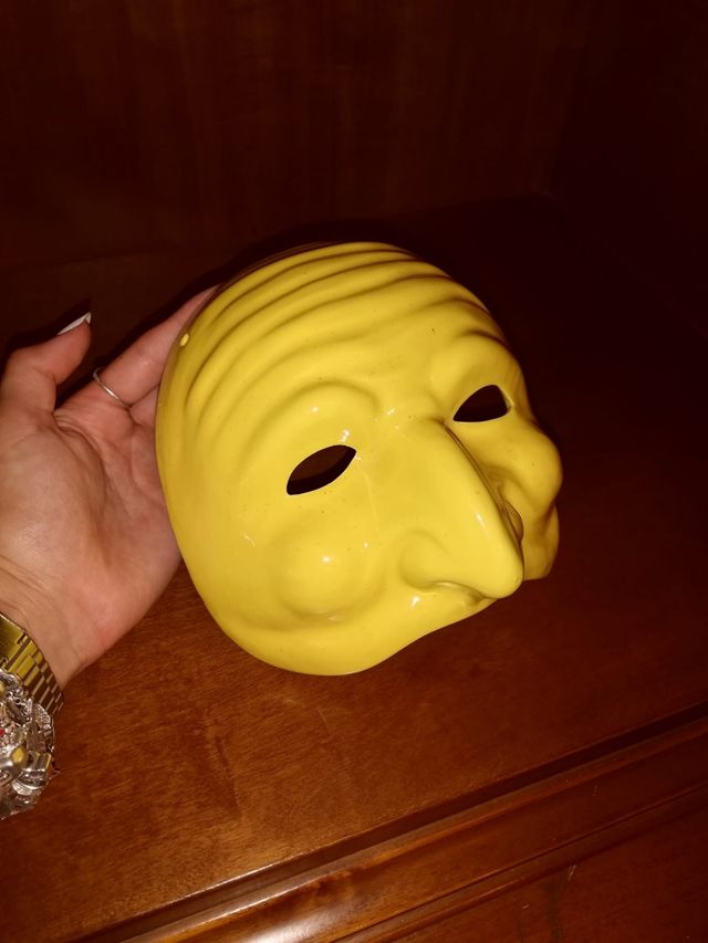 Maschera ceramica gialla pulcinella Made in Italy 