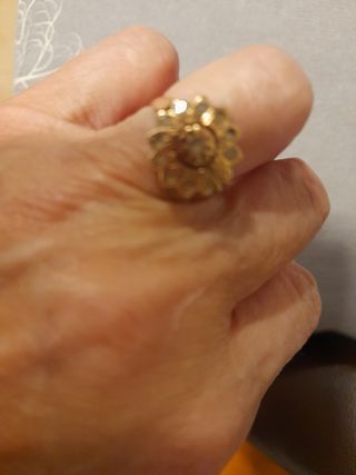 CONJUNTO DE PENDIENTES Y ANILLO DE ORO  VITANGE RE