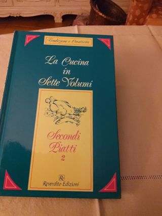 La cucina in 7 volumi