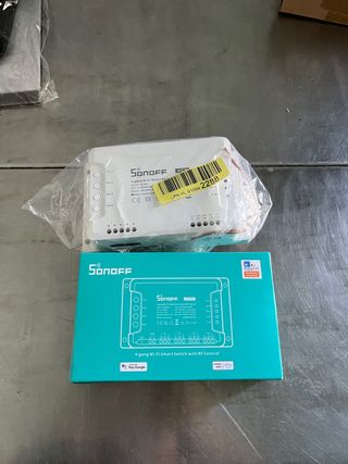 interruptor inteligente Wi-Fi de 4 Gang