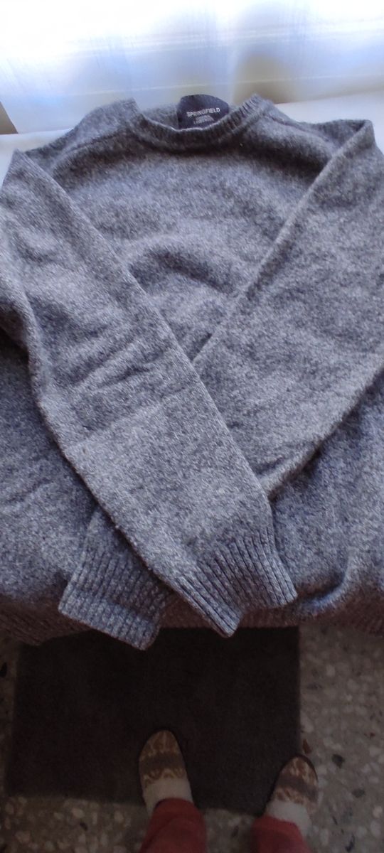 SUETER DE LANA LOS POR 6 EUROS.