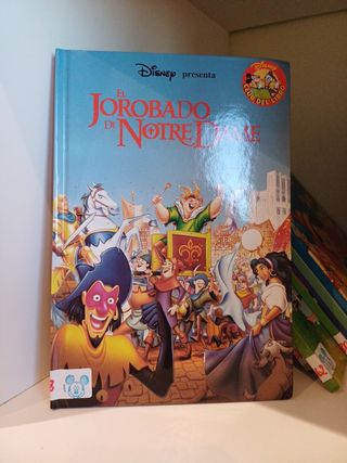 Colección clásicos Disney 24 libros+Mickey  Oferta
