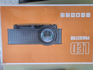Mini proyector LED