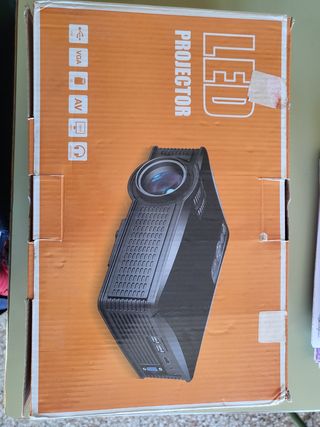 Mini proyector LED