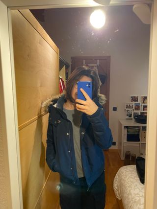 Abrigo Hollister Azul mariono