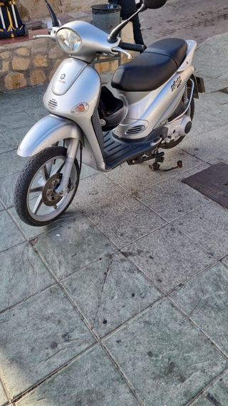 Piaggio liberty 125