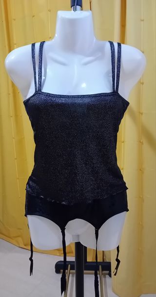 Conjunto de Top+Liguero negro-brillante