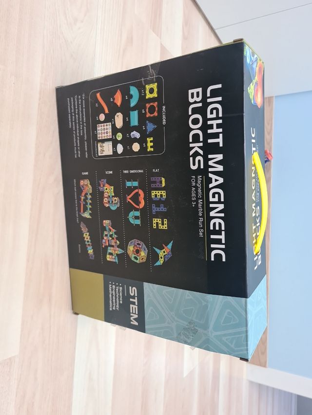 Light magnetic blocks