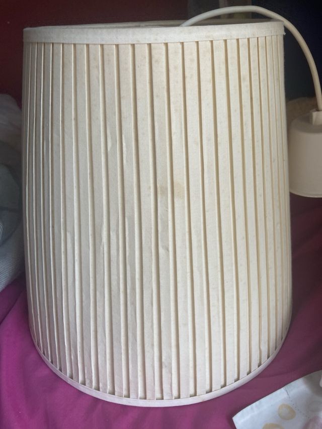 Lámpara hay 2 iguales